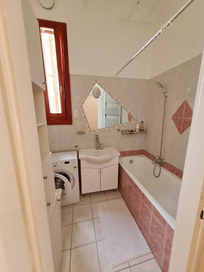 Marble -near Buda Castle Apartman *